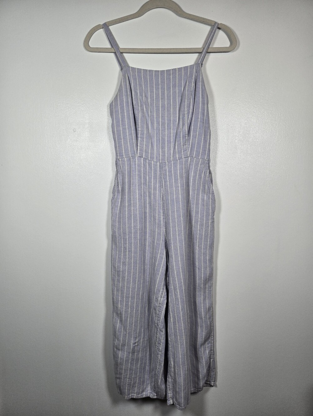 Old Navy Linen Blend Stripe Sleeveless Cami Cropped Jumpsuit Size XS